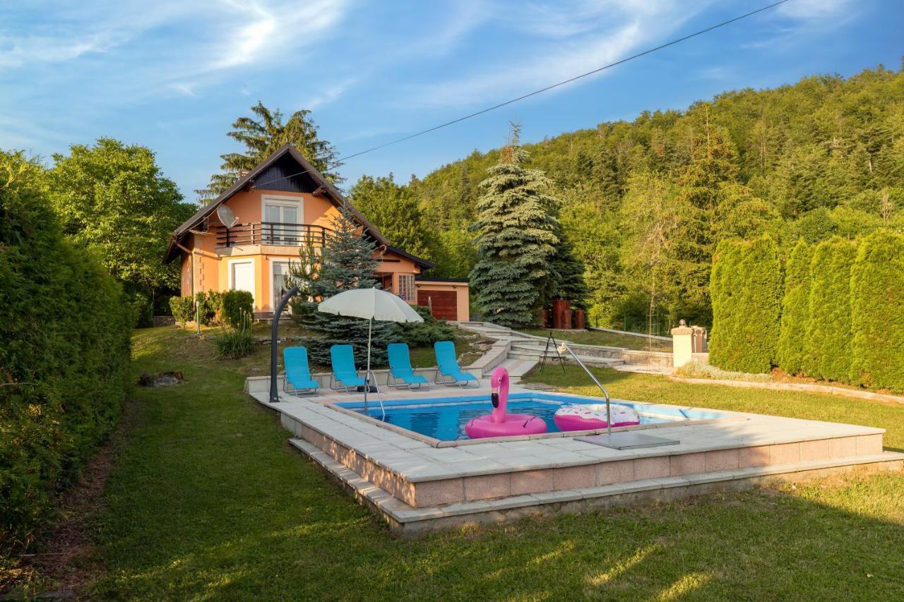 Villa Tratea - With A Heated Pool Tomici ภายนอก รูปภาพ